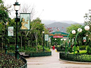 Hong Kong Disneyland Resort, Lantau Island, Hong Kong, China, Jacek Piwowarczyk, 2006