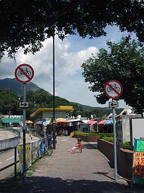Mui Wo, Lantau Island, Hong Kong, China, Jacek Piwowarczyk, 2006