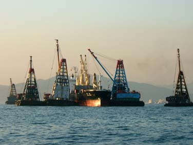 Victoria Harbour, Hong Kong, China, Jacek Piwowarczyk, 2006