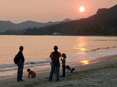 Cheung Sha Beach, Lantau Island, Hong Kong, China, Jacek Piwowarczyk, 2007