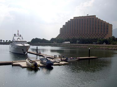 Gold Coast, New Territorries, Hong Kong, China, Jacek Piwowarczyk 2007