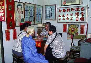 Hong Kong, China, Jacek Piwowarczyk, 2001