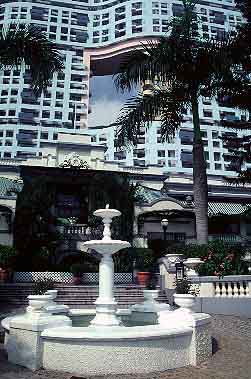 Hong Kong, China, Jacek Piwowarczyk, 2001