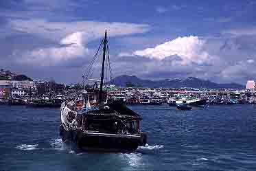 CHEUNG CHAU ISLAND 2000 