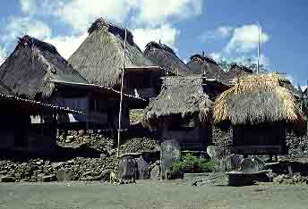 Bena, Flores, Indonesia, Jacek Piwowarczyk, 1993