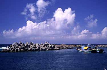 Northeastern Coast, Taiwan, Jacek Piwowarczyk, 2002
