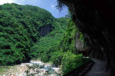 Taroko Gorge, Taiwan. Jacek Piwowarczyk, 2002