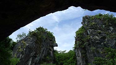 Marble Mountains, Vietnam, Jacek Piwowarczyk, 2009
