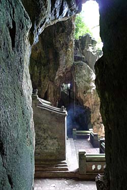 Marble Mountains, Vietnam, Jacek Piwowarczyk, 2009